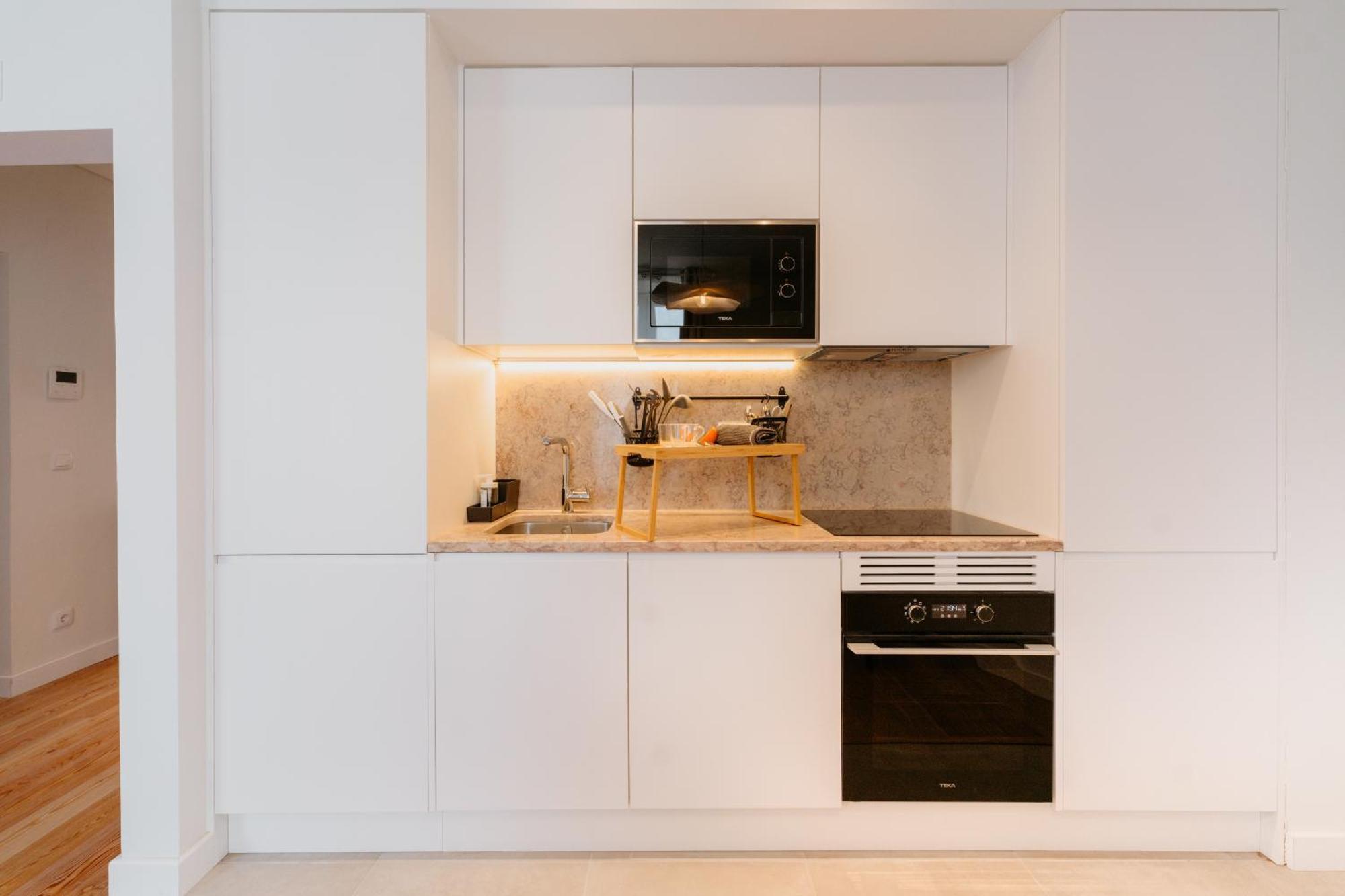 Orange House - Elegant Two-bedroom 1e Apartment Lissabon