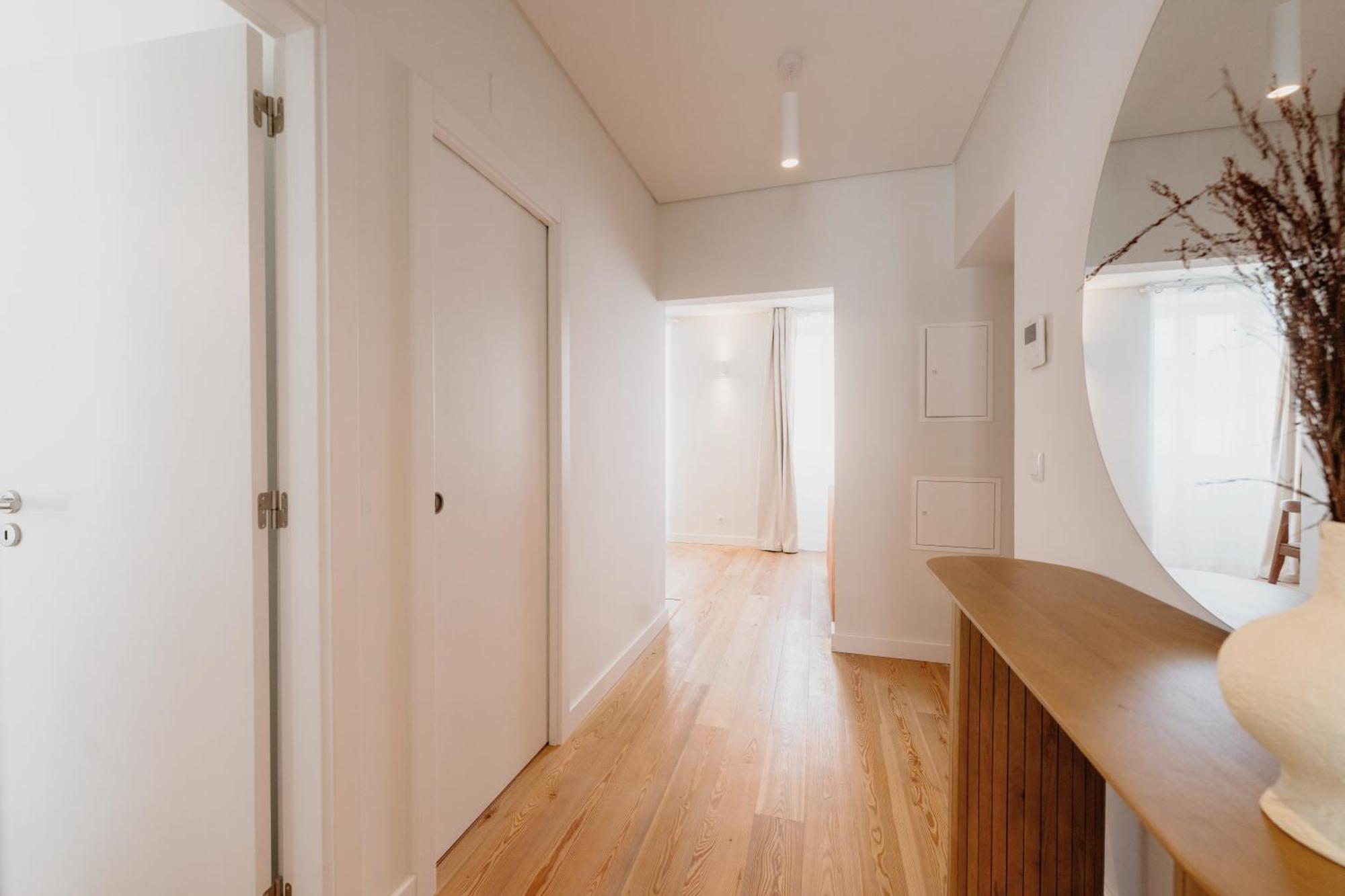Apartment Orange House - Elegant Two-bedroom 1e Lissabon